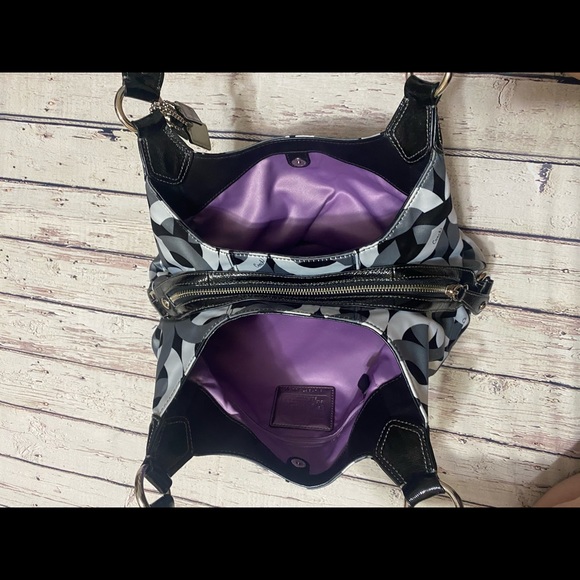 Coach Purse - Picture 3 of 4